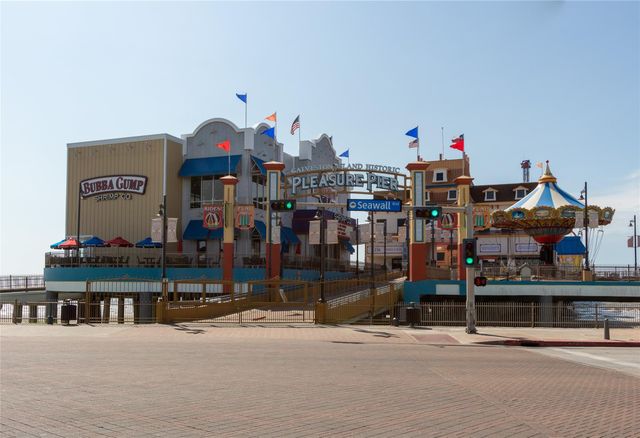 16634 Jamaica Beach Road, Jamaica Beach, TX 77554