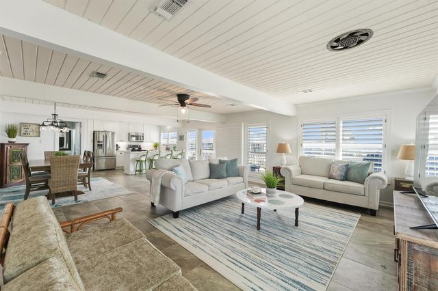 16634 Jamaica Beach Road, Jamaica Beach, TX 77554