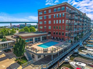 601 E Erie STREET #202, Milwaukee, WI 53202
