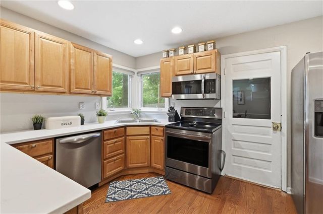 5440 Birch Street, Roeland Park, KS 66205