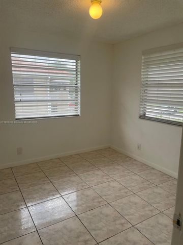 9962 Twin Lakes Dr 7-P, Coral Springs, FL 33071