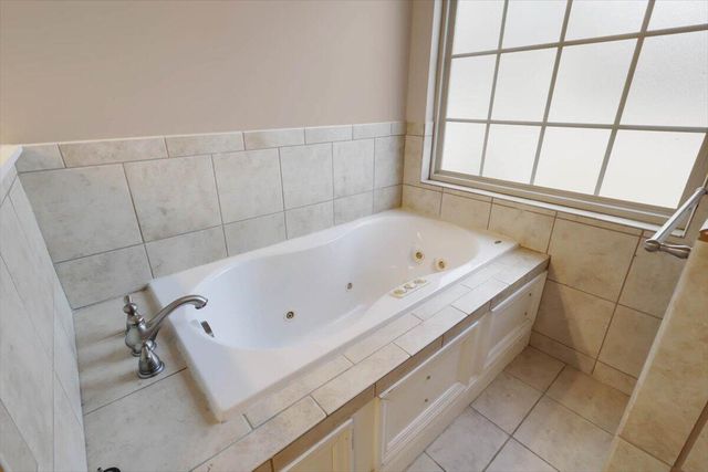 8323 Grinder Creek Place, Chattanooga, TN 37421