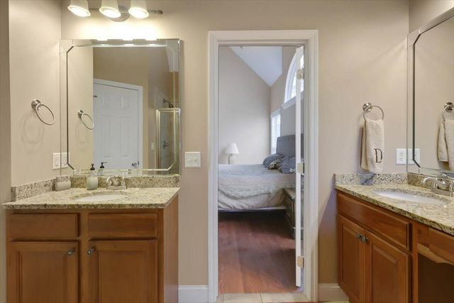 8323 Grinder Creek Place, Chattanooga, TN 37421