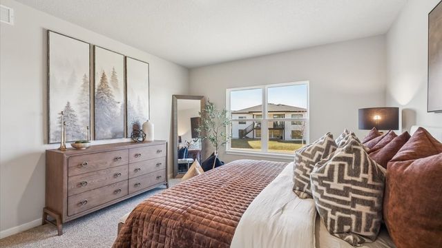 4708 173rd Street, Urbandale, IA 50322