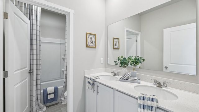 4708 173rd Street, Urbandale, IA 50322