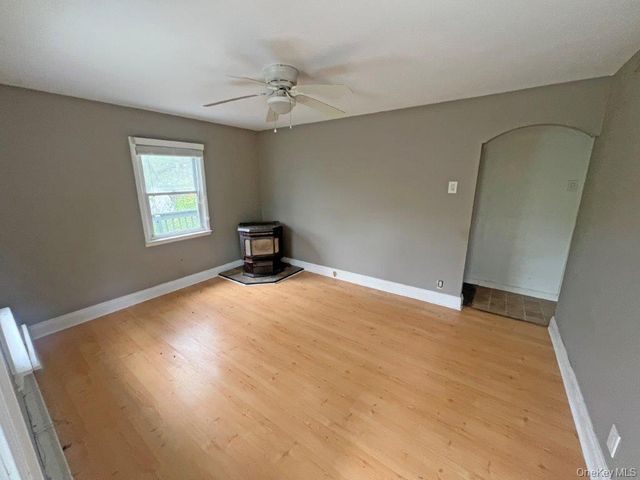 303 Buttermilk Falls Road, Warwick, NY 10990