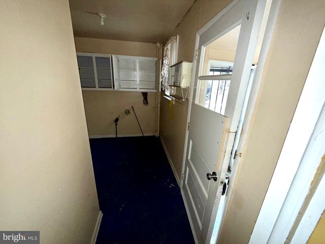 1053 CLAYTON RD, Williamstown, NJ 08094