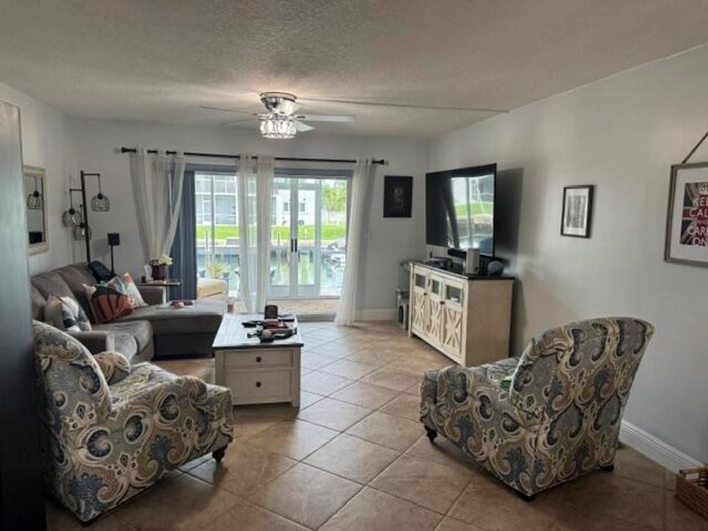 121 Wettaw Lane 115, North Palm Beach, FL 33408