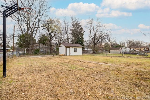 901 S Florida Avenue, Okmulgee, OK 74447