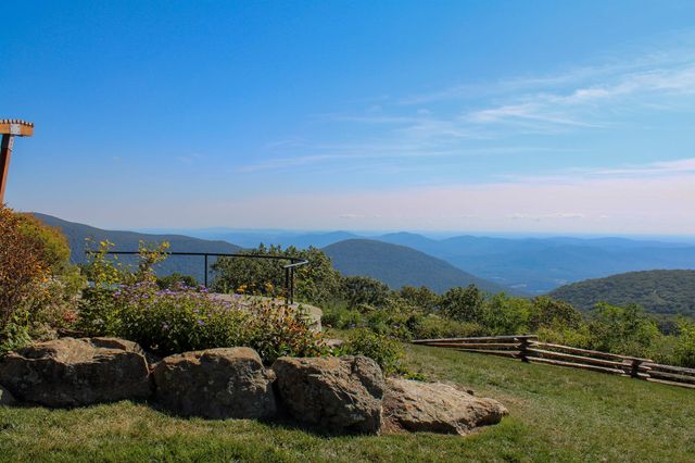 781 DEVILS KNOB LOOP, Wintergreen Resort, VA 22967
