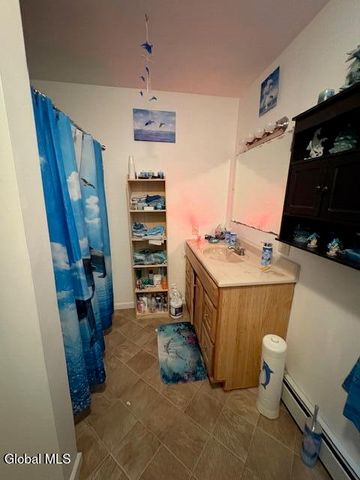 786 County Rt 24, Corinth, NY 12822