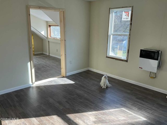 786 County Rt 24, Corinth, NY 12822