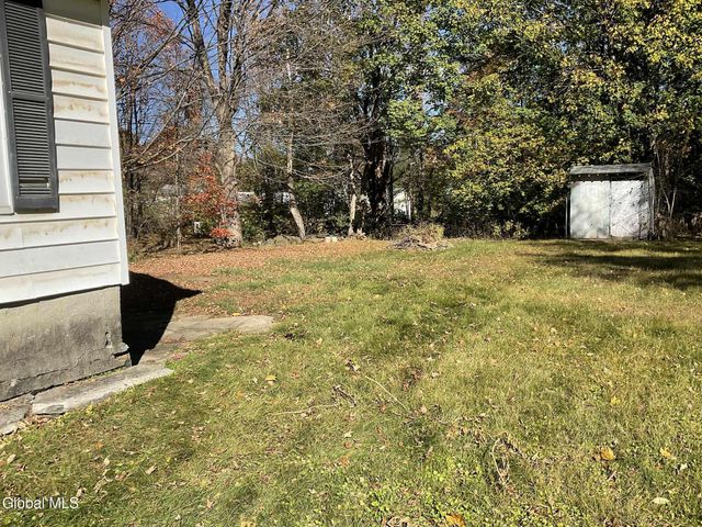 786 County Rt 24, Corinth, NY 12822