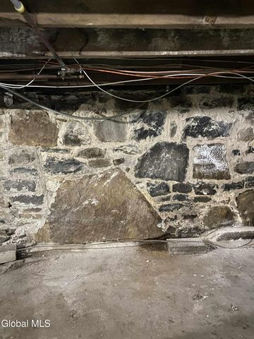 786 County Rt 24, Corinth, NY 12822