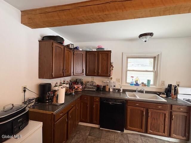 786 County Rt 24, Corinth, NY 12822