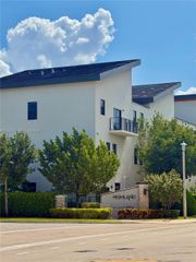 10455 NW 82nd Street 10, Doral, FL 33178
