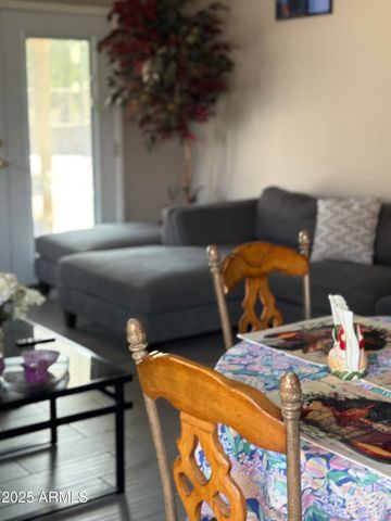 4813 W KRALL Street, Glendale, AZ 85301