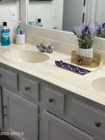 4813 W KRALL Street, Glendale, AZ 85301