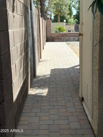 4813 W KRALL Street, Glendale, AZ 85301