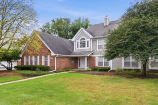 5S530 Paxton Drive A, Naperville, IL 60563
