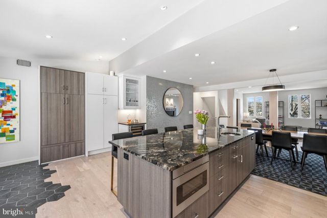 5507 MACARTHUR BLVD NW, Washington, DC 20016