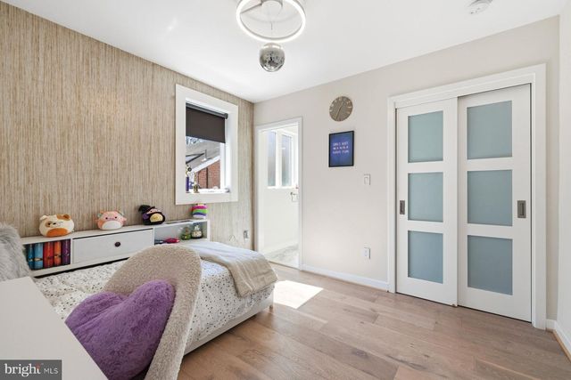 5507 MACARTHUR BLVD NW, Washington, DC 20016