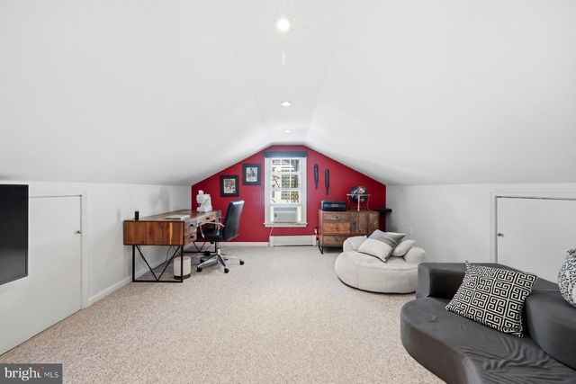 5507 MACARTHUR BLVD NW, Washington, DC 20016