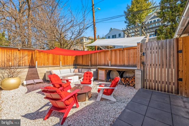 5507 MACARTHUR BLVD NW, Washington, DC 20016