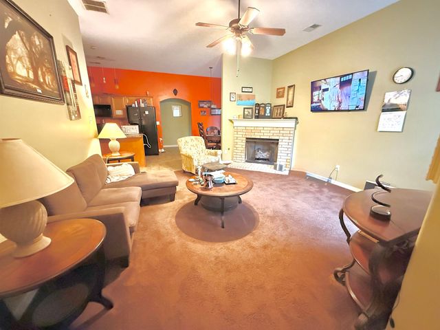 8833 MACON RD, Memphis, TN 38018