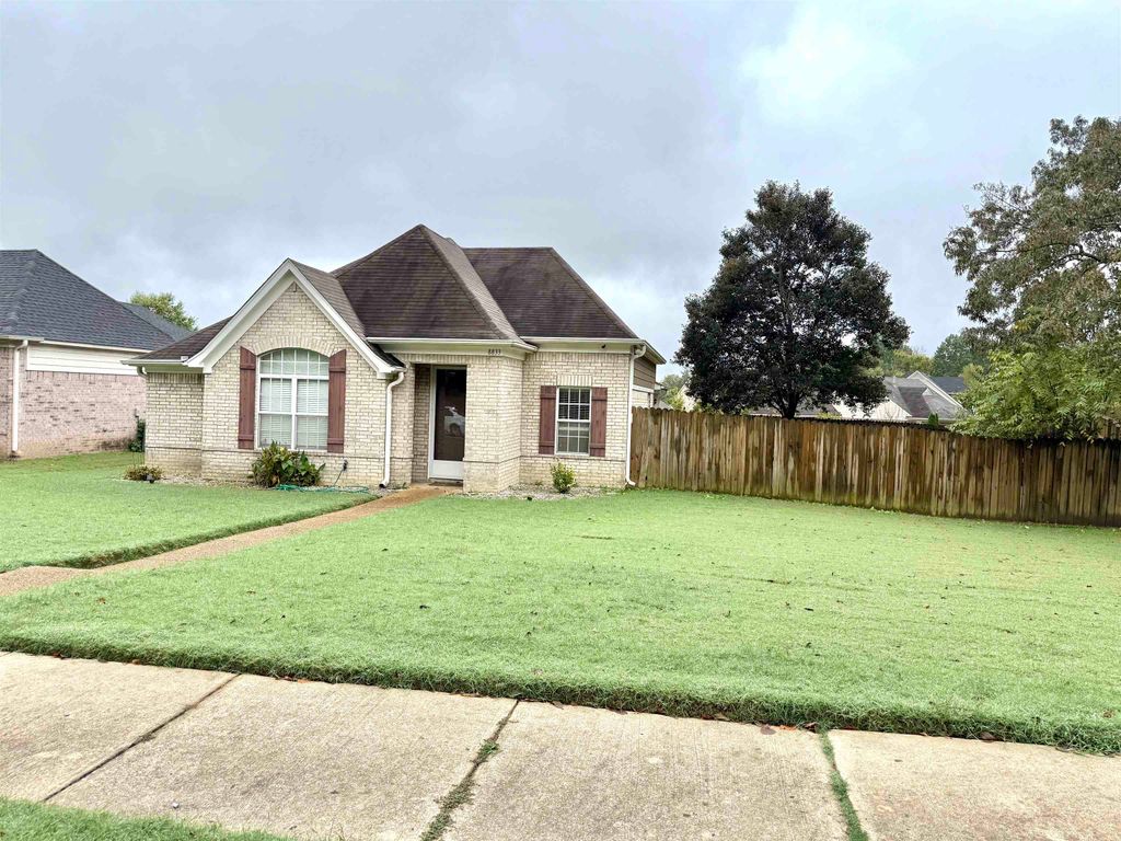 8833 MACON RD, Memphis, TN 38018