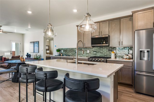 4134 Estrella Noche, Santa Fe, NM 87507