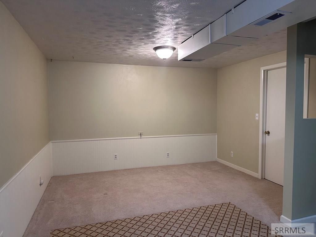 Image 4 of property listing at 782 Reed Avenue, Idaho Falls, ID 83402