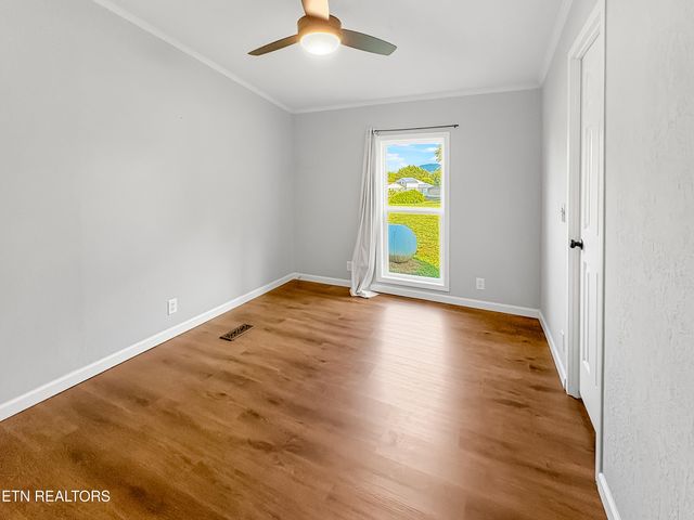132 John Helton Rd, Maryville, TN 37804