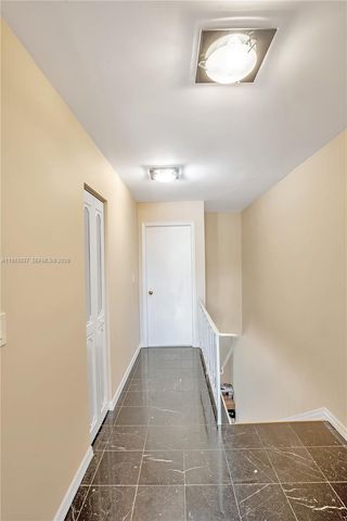 2421 NE 10th St 153, Hallandale Beach, FL 33009