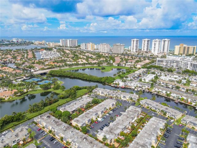 2421 NE 10th St 153, Hallandale Beach, FL 33009