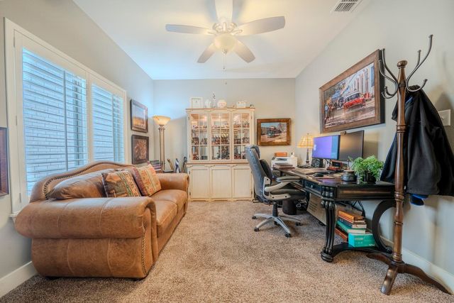 16 Palisades, Longview, TX 75605