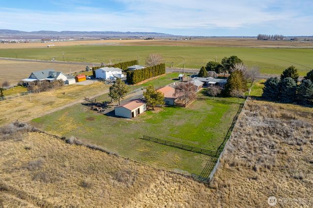 9116 Road P NW, Quincy, WA 98848