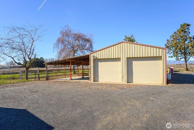 9116 Road P NW, Quincy, WA 98848