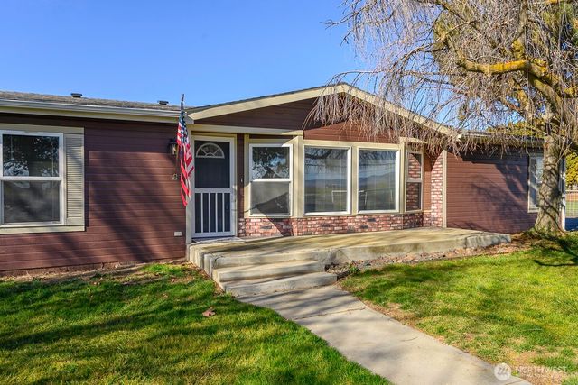 9116 Road P NW, Quincy, WA 98848