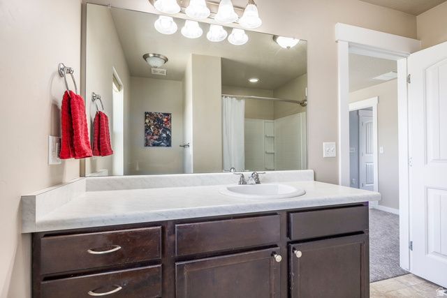 13342 S MOORFIELD DR, Herriman, UT 84096