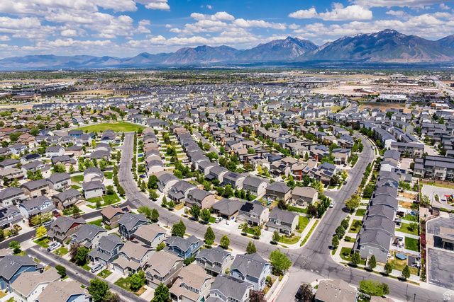 13342 S MOORFIELD DR, Herriman, UT 84096