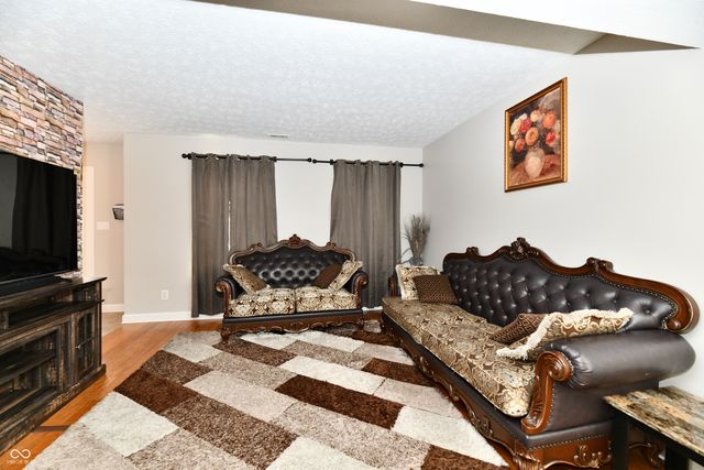 5654 Orchardgrass Lane, Indianapolis, IN 46254