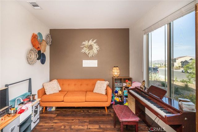 4204 Ladrillo, Lake Elsinore, CA 92530
