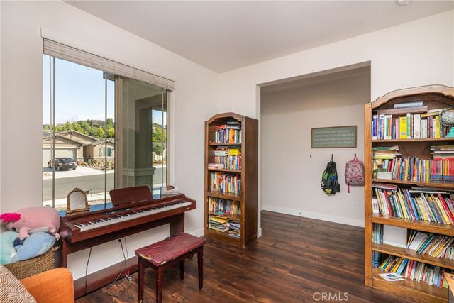 4204 Ladrillo, Lake Elsinore, CA 92530
