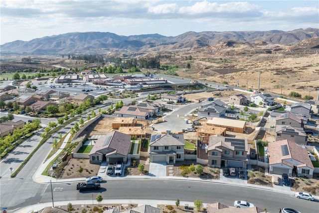 4204 Ladrillo, Lake Elsinore, CA 92530