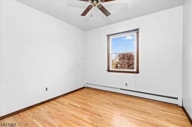 15 Carol Dr, Vernon Twp., NJ 07418