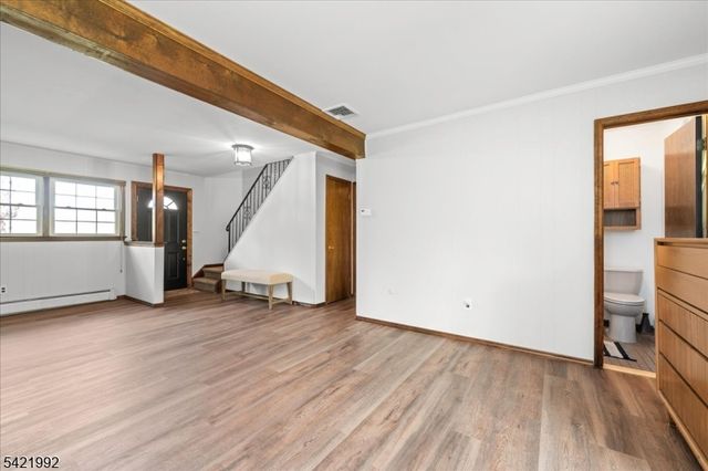 15 Carol Dr, Vernon Twp., NJ 07418