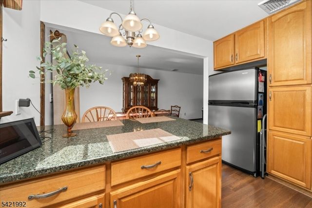 15 Carol Dr, Vernon Twp., NJ 07418