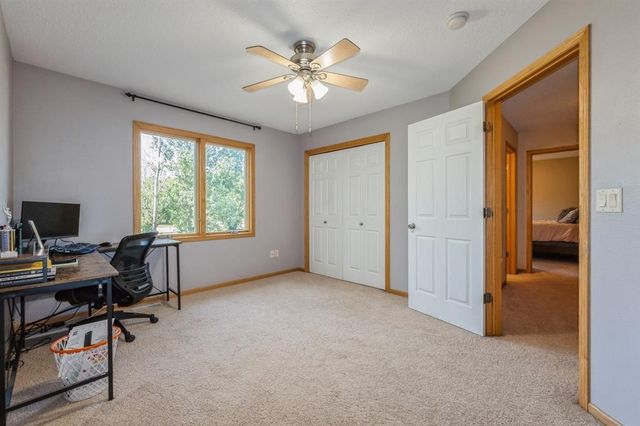 7322 Oakwood Drive, Urbandale, IA 50322
