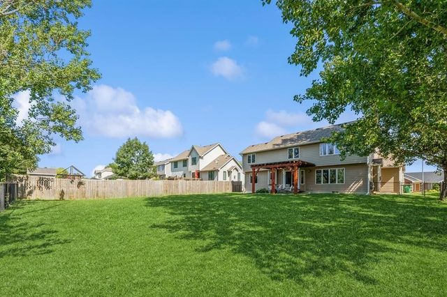 7322 Oakwood Drive, Urbandale, IA 50322